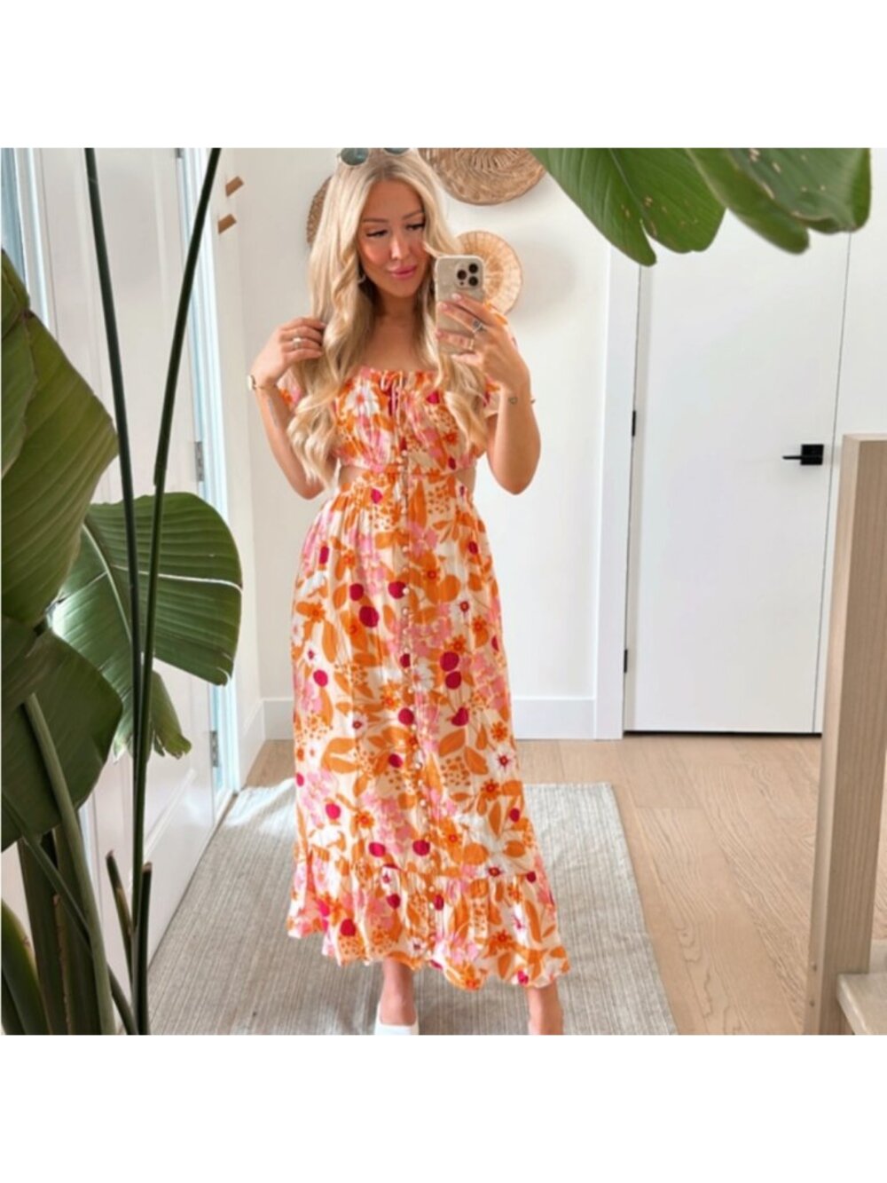 SABO SKIRT - Floral cut out Maxi Dress, Fully Lined, Size Small - Picture 3 of 8